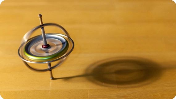 SimINERTIAL spinning-gyroscope-870x490